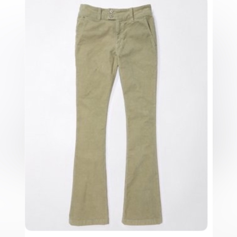 AE STRETCH HIGH-WAISTED
KICK BOOT CORDUROY PANT